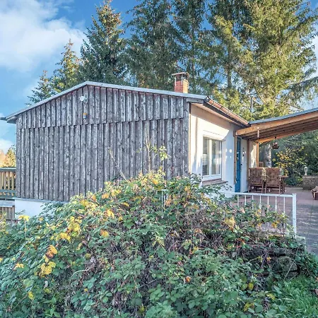 With Private Garden Holiday home *