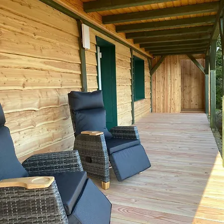 With Private Garden Holiday home *